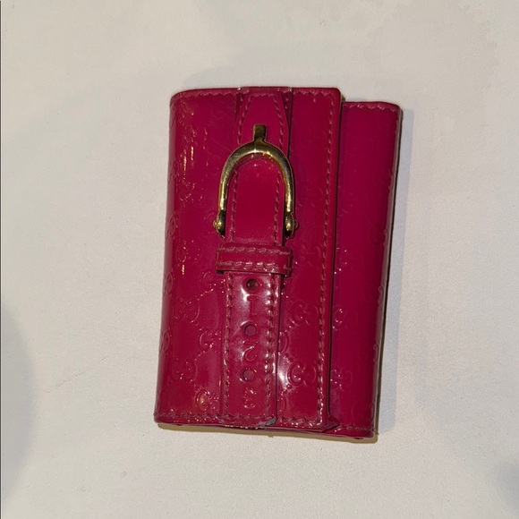 Gucci Pink Leather Key Holder - Picture 1 of 8